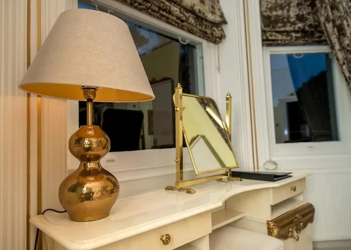 Derby Manor Bed & Breakfast Bournemouth